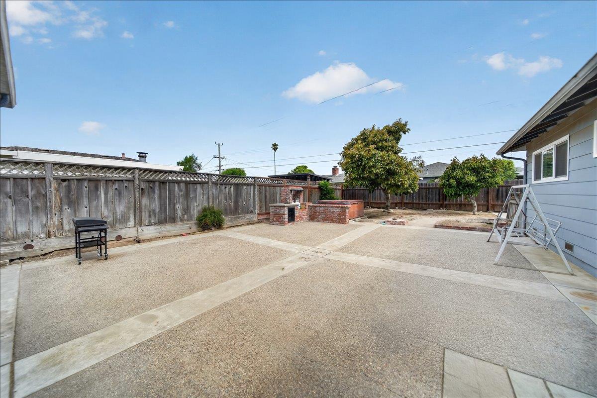 Detail Gallery Image 20 of 25 For 788 Bedford Dr, Salinas,  CA 93901 - 3 Beds | 2 Baths