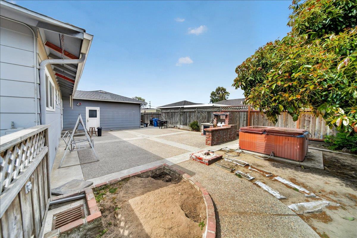 Detail Gallery Image 23 of 25 For 788 Bedford Dr, Salinas,  CA 93901 - 3 Beds | 2 Baths