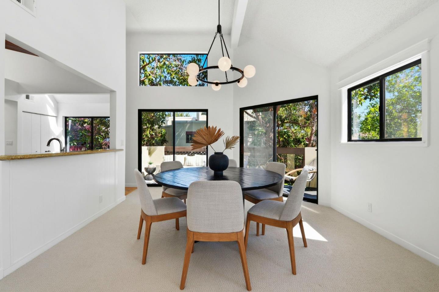 Detail Gallery Image 10 of 32 For 548 Shorebird Cir #3203,  Redwood City,  CA 94065 - 2 Beds | 2 Baths