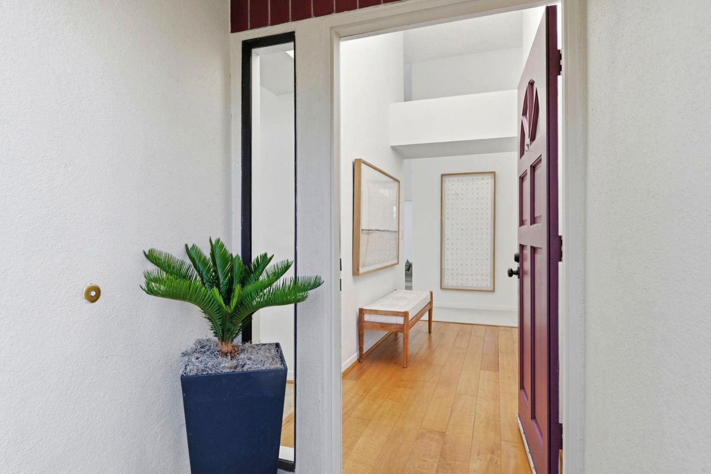 Detail Gallery Image 3 of 32 For 548 Shorebird Cir #3203,  Redwood City,  CA 94065 - 2 Beds | 2 Baths