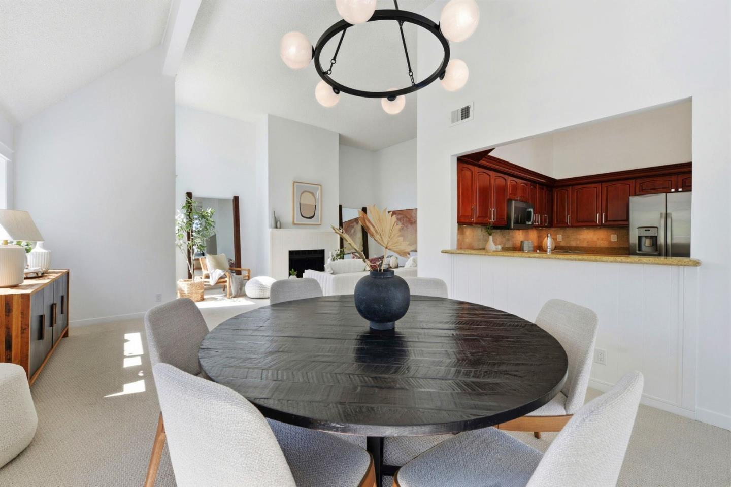 Detail Gallery Image 7 of 32 For 548 Shorebird Cir #3203,  Redwood City,  CA 94065 - 2 Beds | 2 Baths