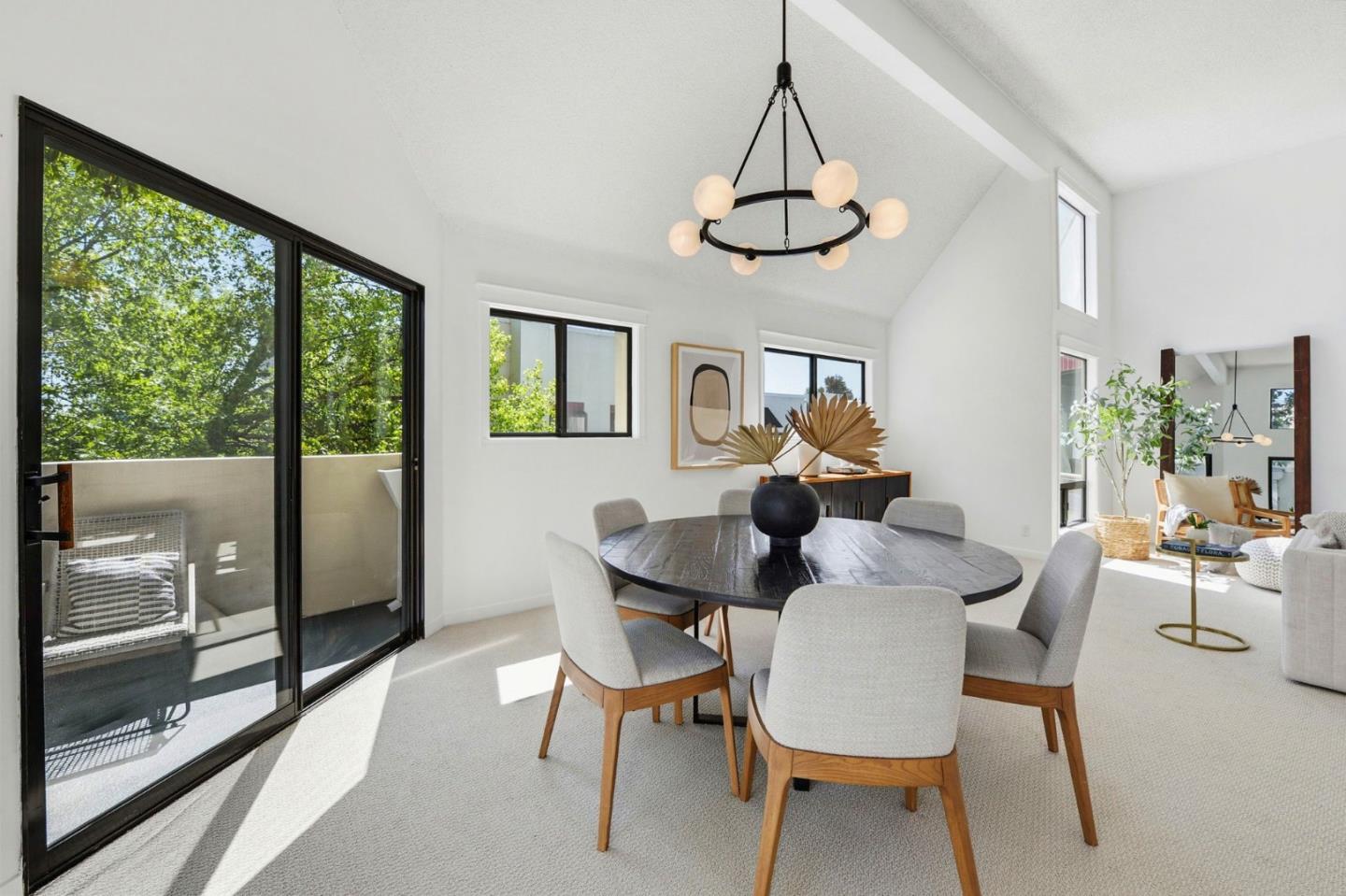 Detail Gallery Image 9 of 32 For 548 Shorebird Cir #3203,  Redwood City,  CA 94065 - 2 Beds | 2 Baths