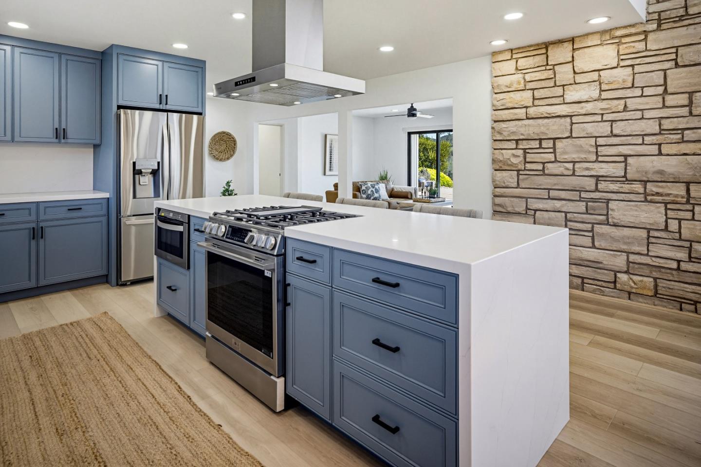 Detail Gallery Image 17 of 36 For 25485 via Paloma, Carmel,  CA 93923 - 4 Beds | 3 Baths