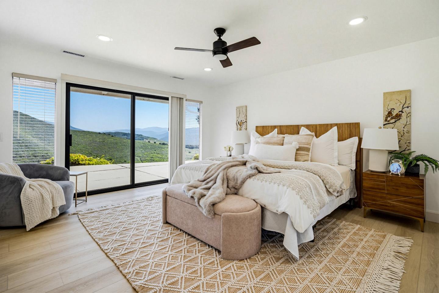 Detail Gallery Image 20 of 36 For 25485 via Paloma, Carmel,  CA 93923 - 4 Beds | 3 Baths