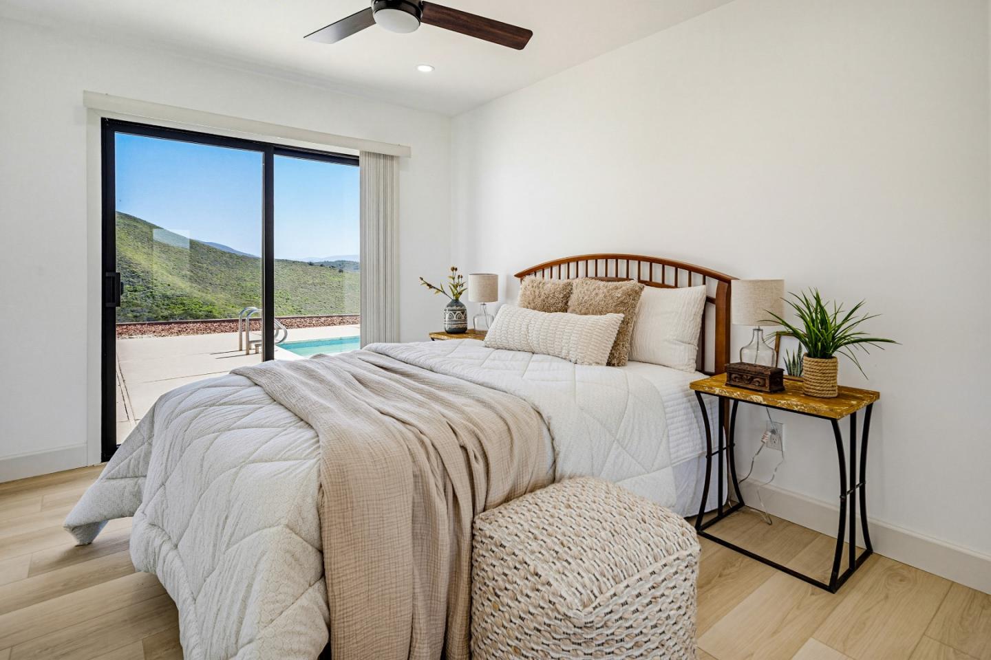 Detail Gallery Image 24 of 36 For 25485 via Paloma, Carmel,  CA 93923 - 4 Beds | 3 Baths