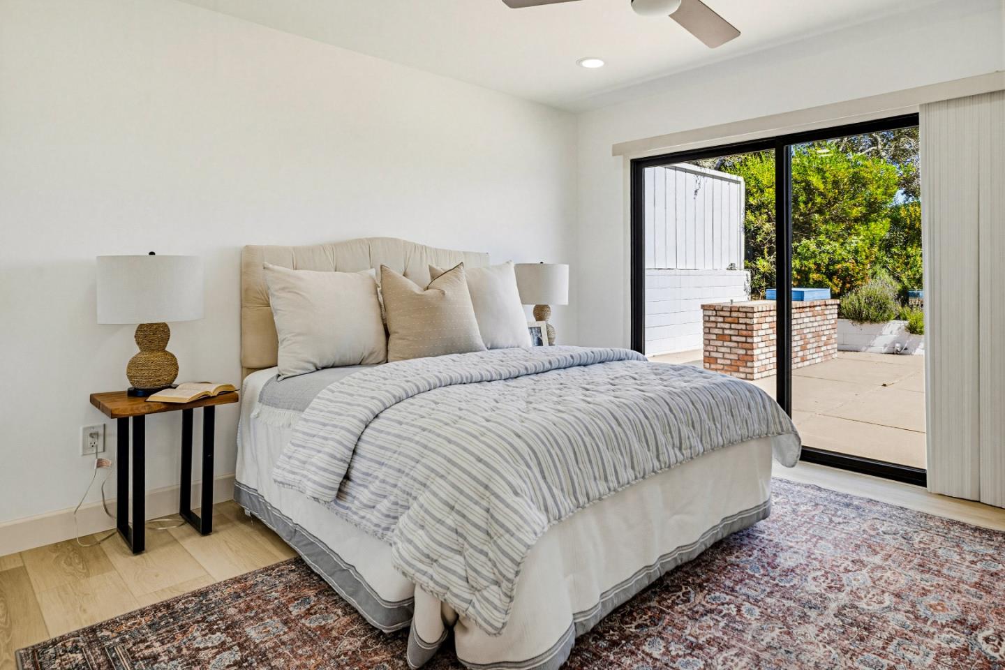 Detail Gallery Image 26 of 36 For 25485 via Paloma, Carmel,  CA 93923 - 4 Beds | 3 Baths