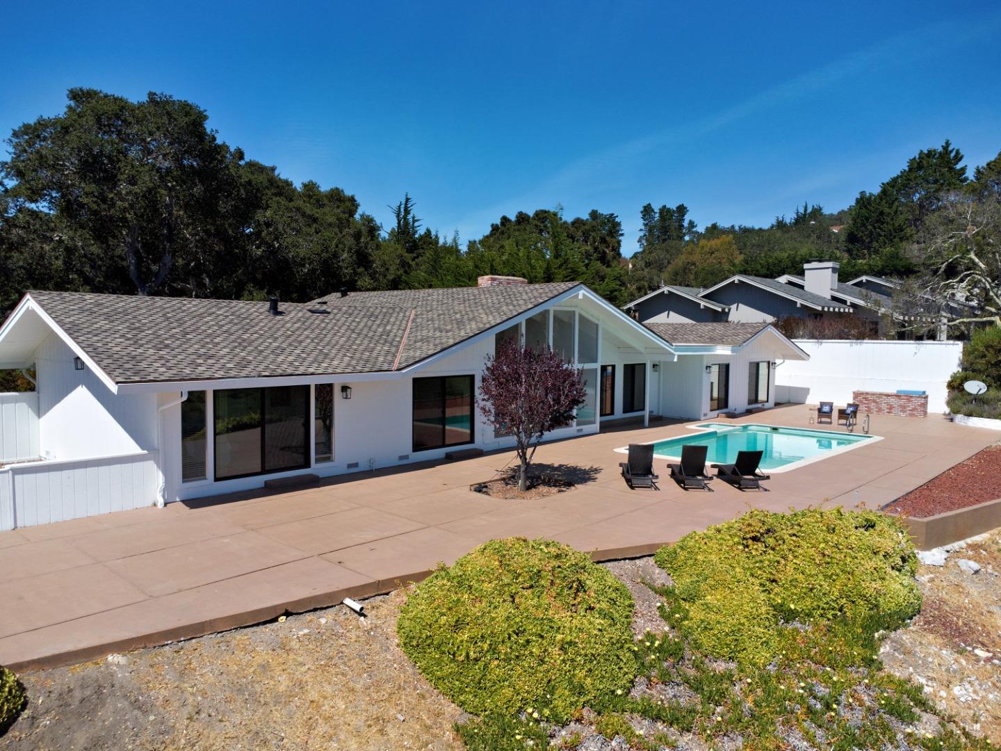 Detail Gallery Image 32 of 36 For 25485 via Paloma, Carmel,  CA 93923 - 4 Beds | 3 Baths