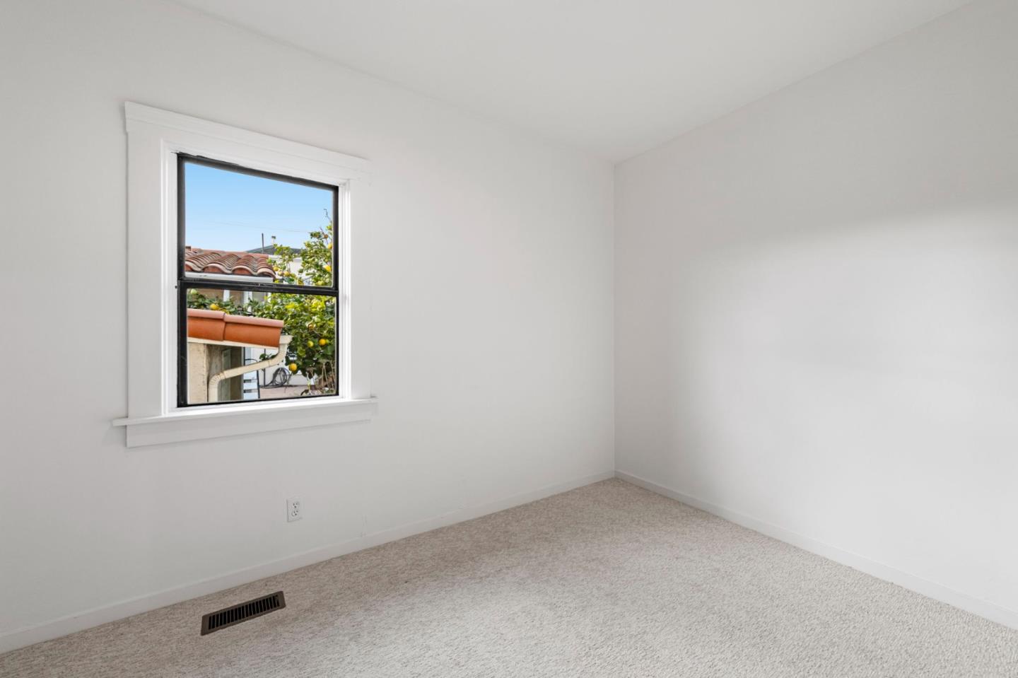 Detail Gallery Image 40 of 45 For 444 Lux Ave, South San Francisco,  CA 94080 - – Beds | – Baths