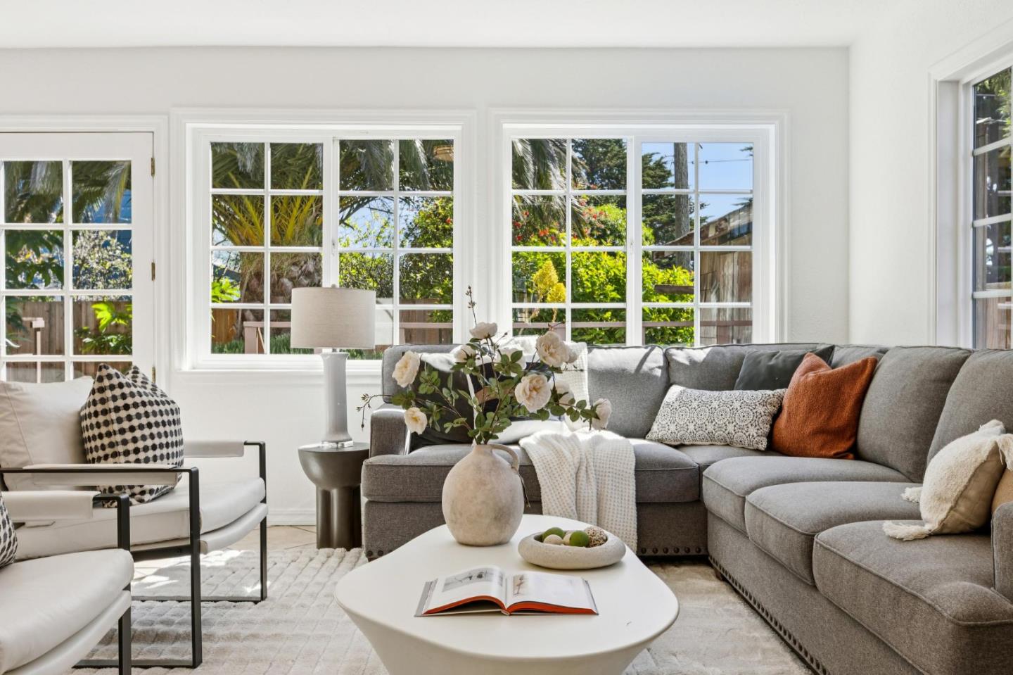 Detail Gallery Image 16 of 55 For 2411 Maywood Dr, San Bruno,  CA 94066 - 3 Beds | 2 Baths