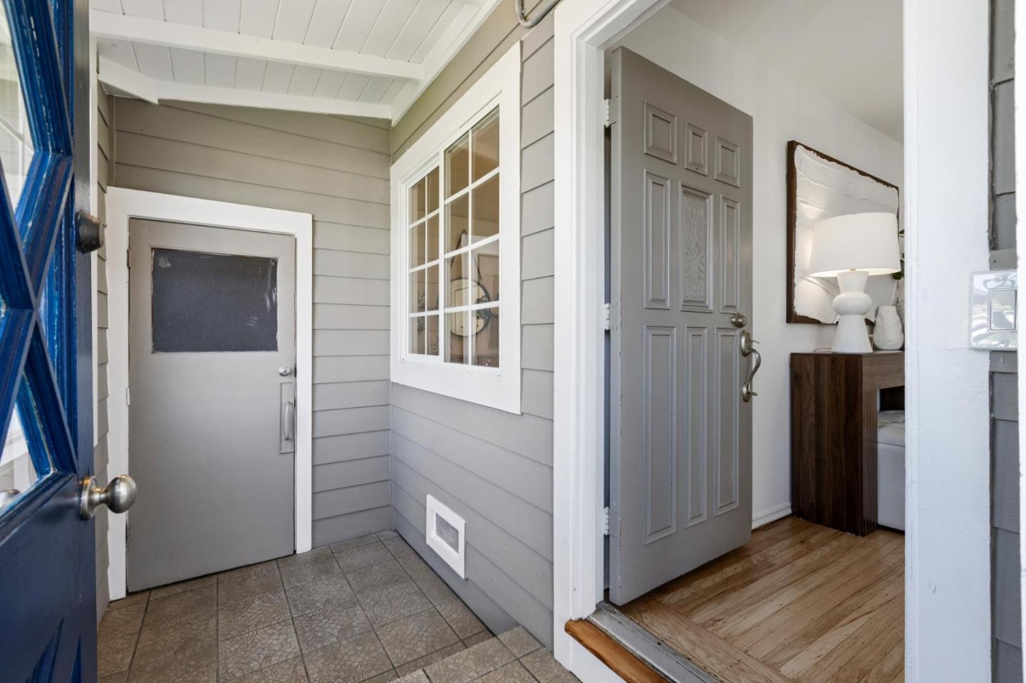 Detail Gallery Image 3 of 55 For 2411 Maywood Dr, San Bruno,  CA 94066 - 3 Beds | 2 Baths