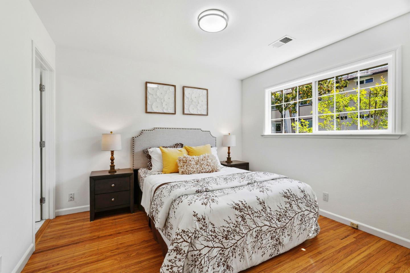 Detail Gallery Image 19 of 33 For 491 S Rengstorff Ave, Mountain View,  CA 94040 - 3 Beds | 2 Baths