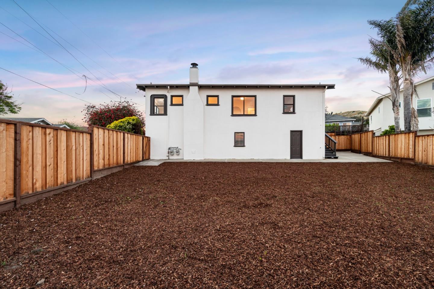 Detail Gallery Image 13 of 40 For 444 Lux Ave, South San Francisco,  CA 94080 - 4 Beds | 2 Baths