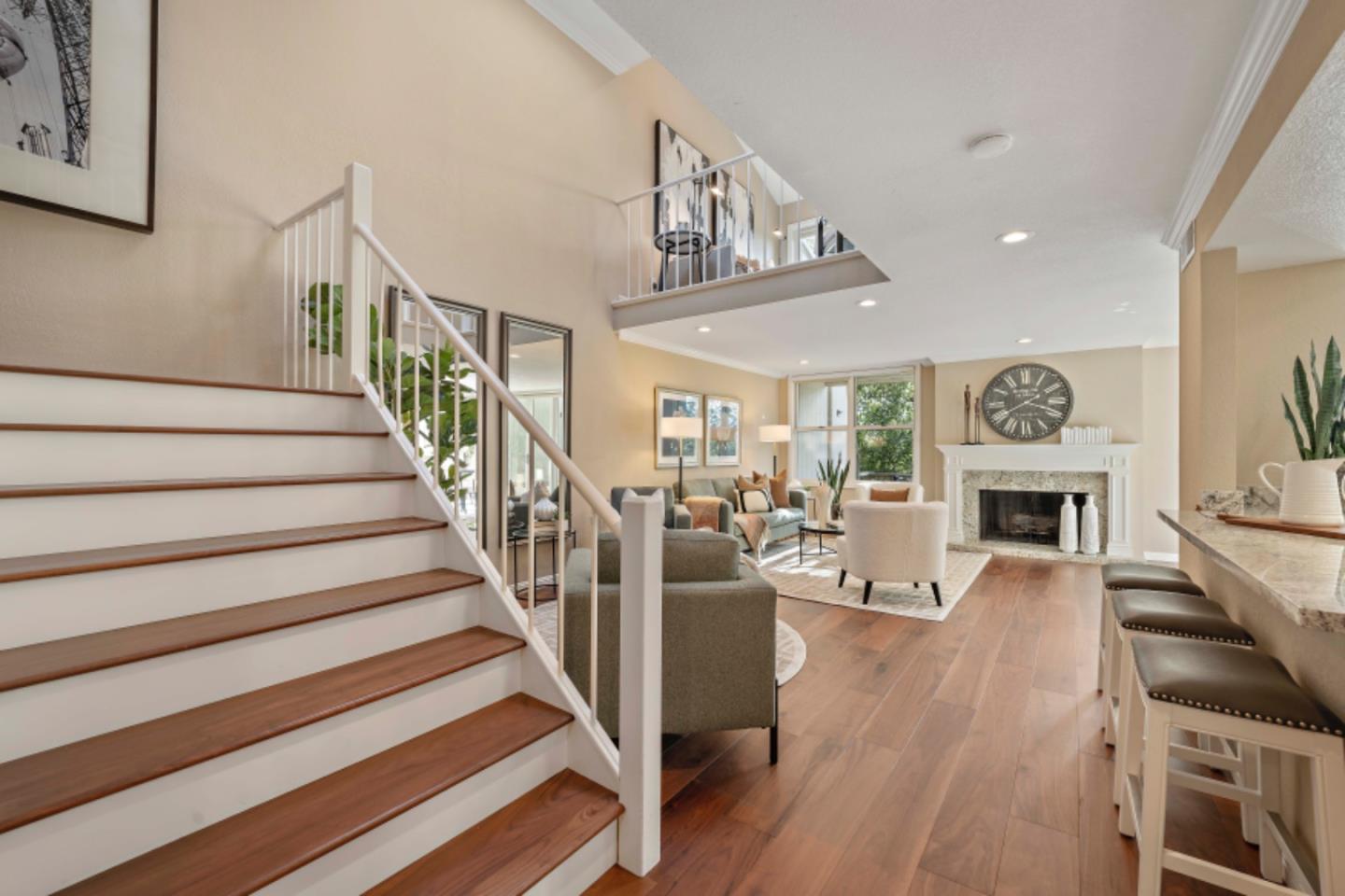 Detail Gallery Image 16 of 46 For 105 Altura Vis, Los Gatos,  CA 95032 - 3 Beds | 2/1 Baths