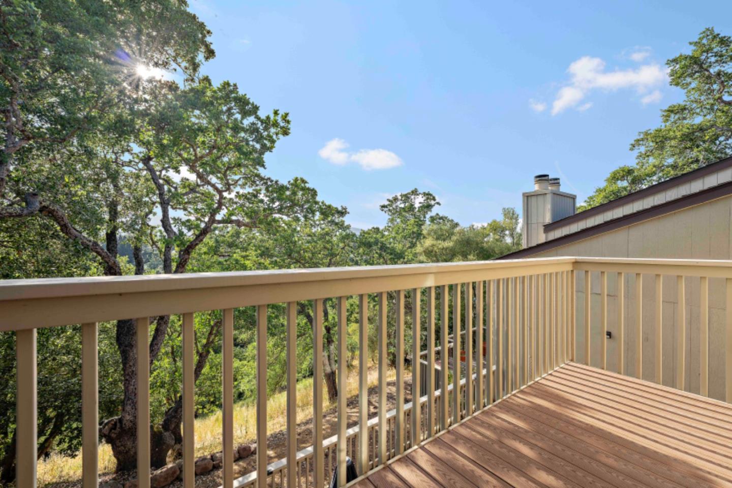 Detail Gallery Image 26 of 46 For 105 Altura Vis, Los Gatos,  CA 95032 - 3 Beds | 2/1 Baths