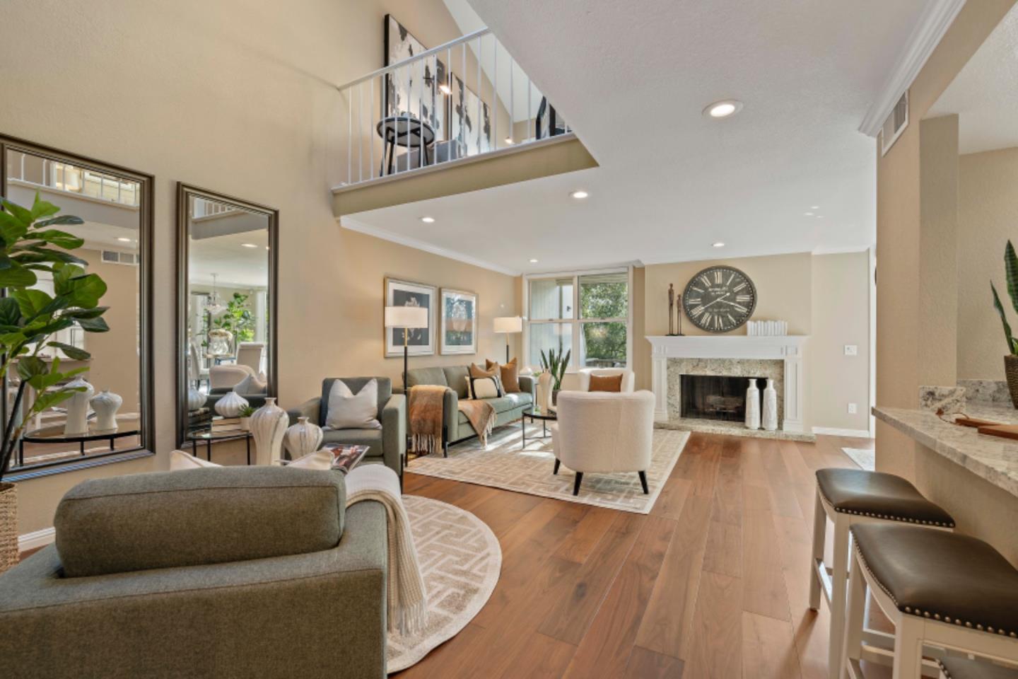 Detail Gallery Image 5 of 46 For 105 Altura Vis, Los Gatos,  CA 95032 - 3 Beds | 2/1 Baths