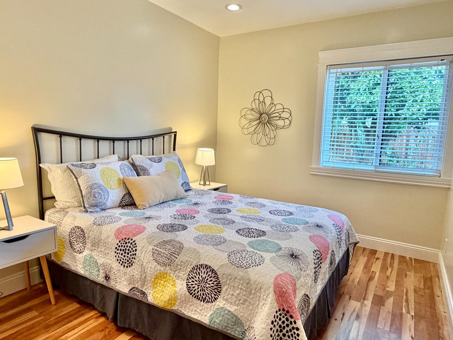 Detail Gallery Image 17 of 31 For 3678 Emanuel, San Jose,  CA 95121 - 6 Beds | 2 Baths