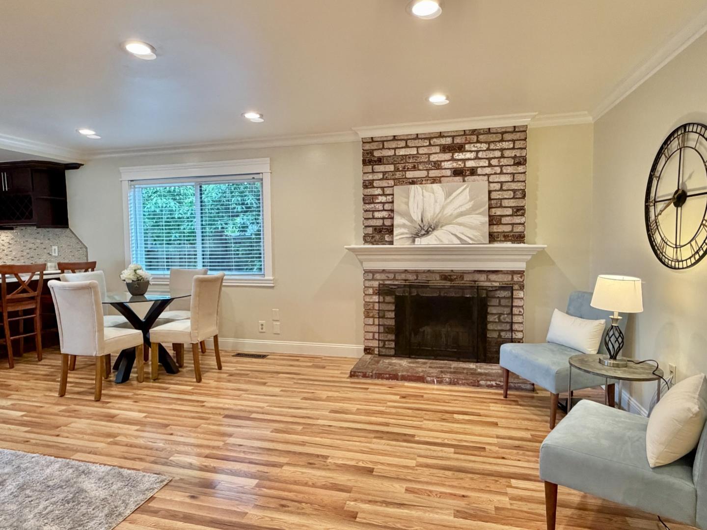 Detail Gallery Image 5 of 31 For 3678 Emanuel, San Jose,  CA 95121 - 6 Beds | 2 Baths