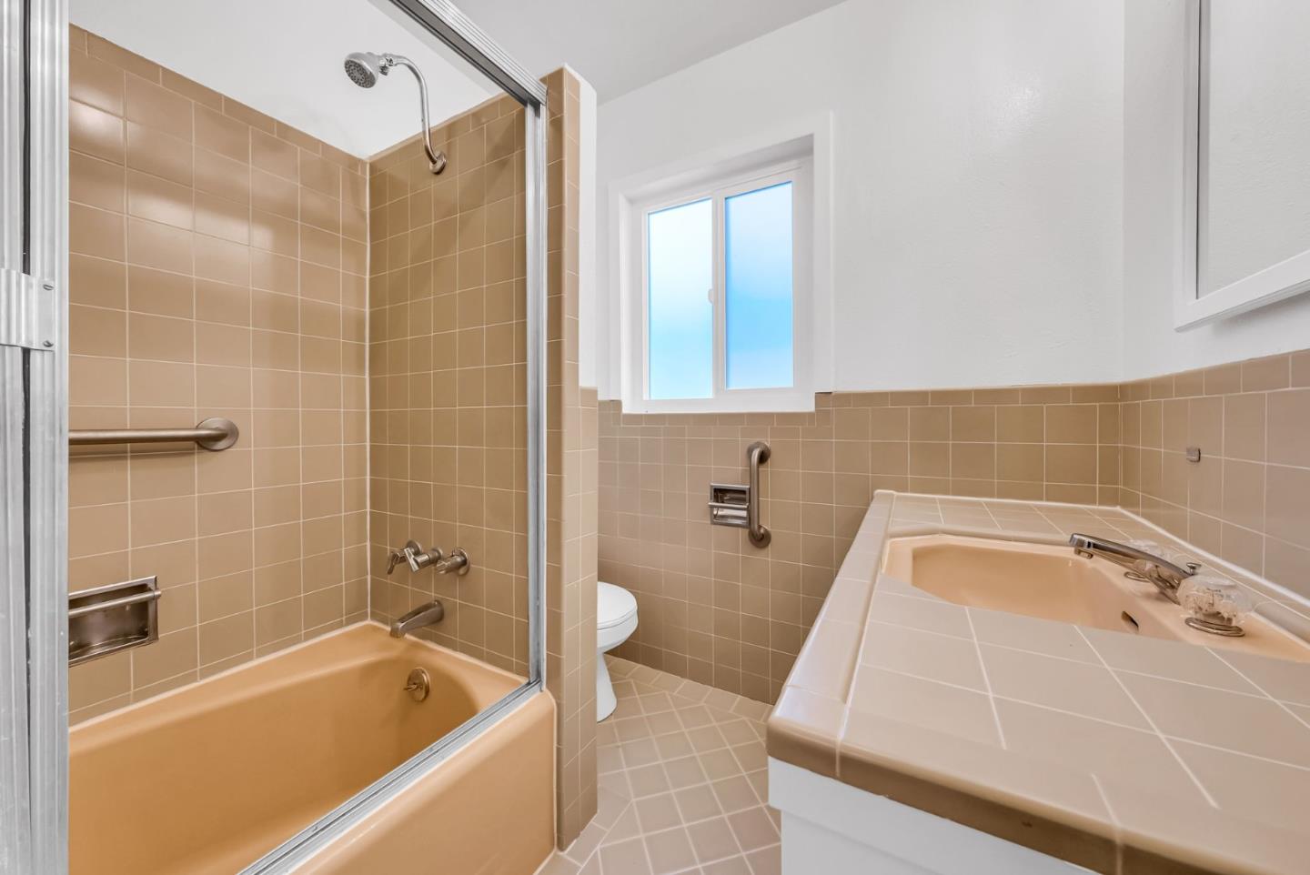 Detail Gallery Image 39 of 62 For 280 Angelita Ave, Pacifica,  CA 94044 - 3 Beds | 3 Baths