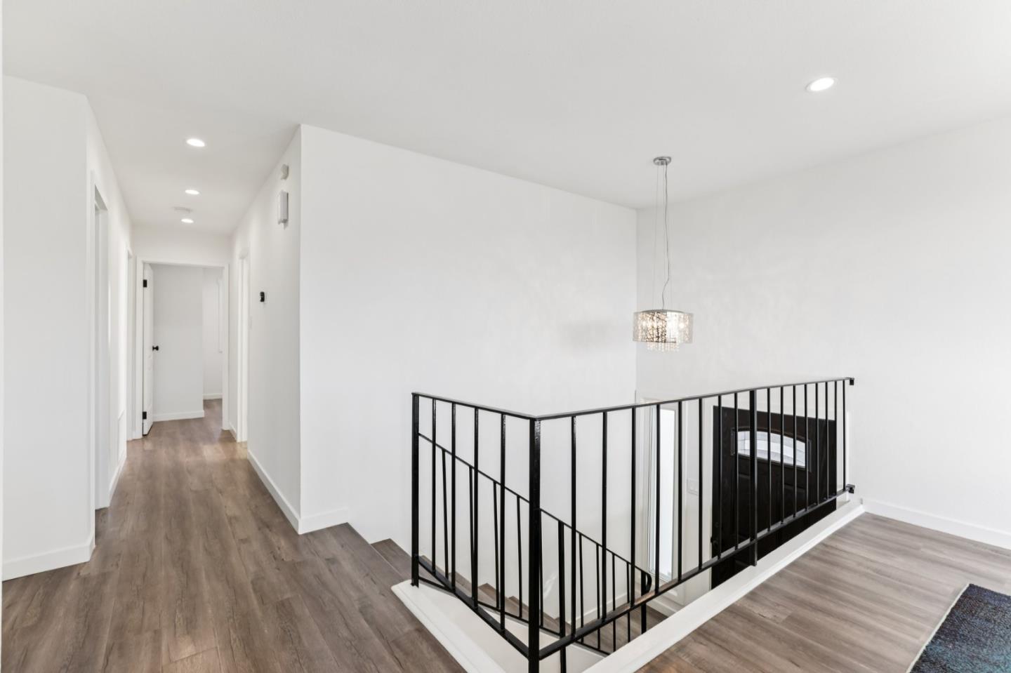 Detail Gallery Image 14 of 69 For 99 Parnell Ave, Daly City,  CA 94015 - 5 Beds | 3 Baths