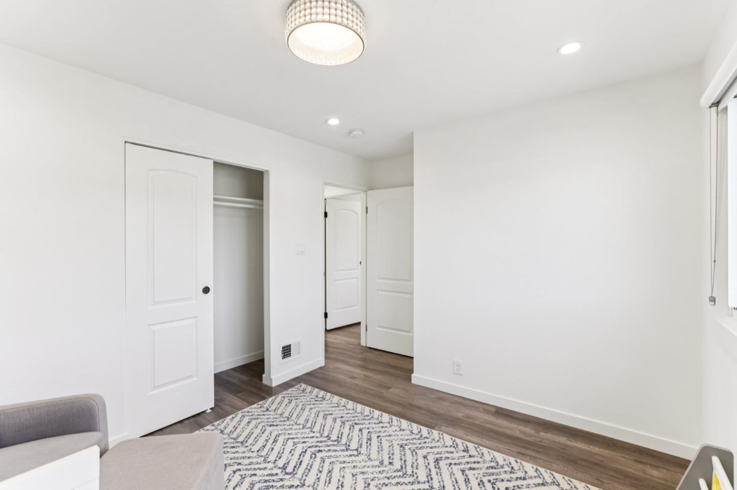 Detail Gallery Image 22 of 69 For 99 Parnell Ave, Daly City,  CA 94015 - 5 Beds | 3 Baths