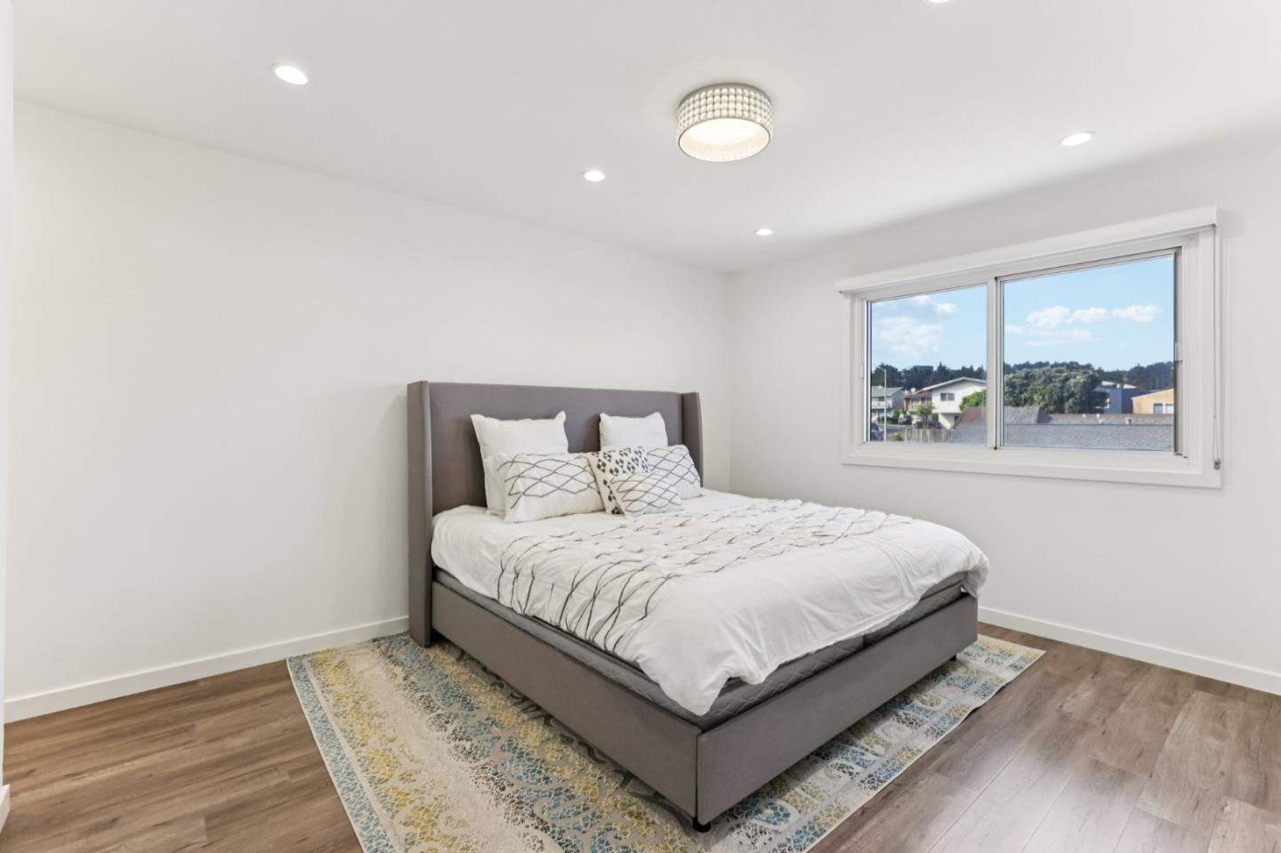 Detail Gallery Image 23 of 69 For 99 Parnell Ave, Daly City,  CA 94015 - 5 Beds | 3 Baths