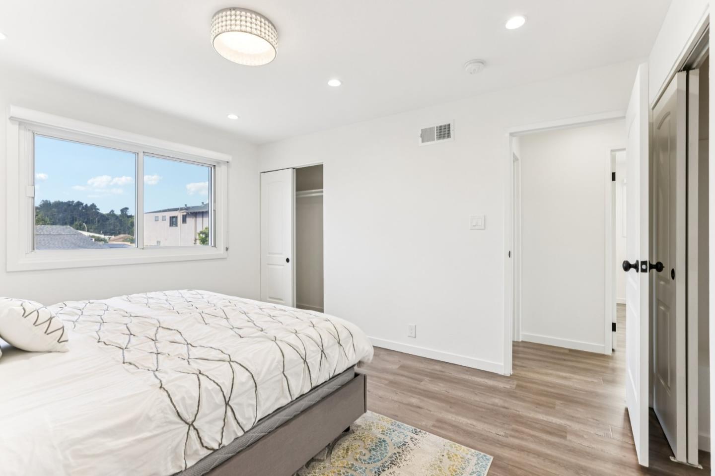 Detail Gallery Image 25 of 69 For 99 Parnell Ave, Daly City,  CA 94015 - 5 Beds | 3 Baths