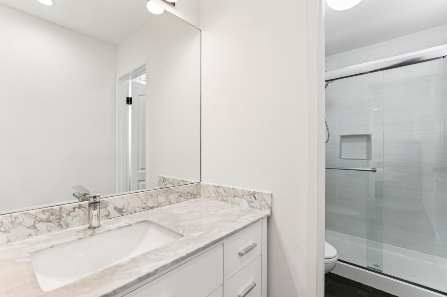 Detail Gallery Image 26 of 69 For 99 Parnell Ave, Daly City,  CA 94015 - 5 Beds | 3 Baths