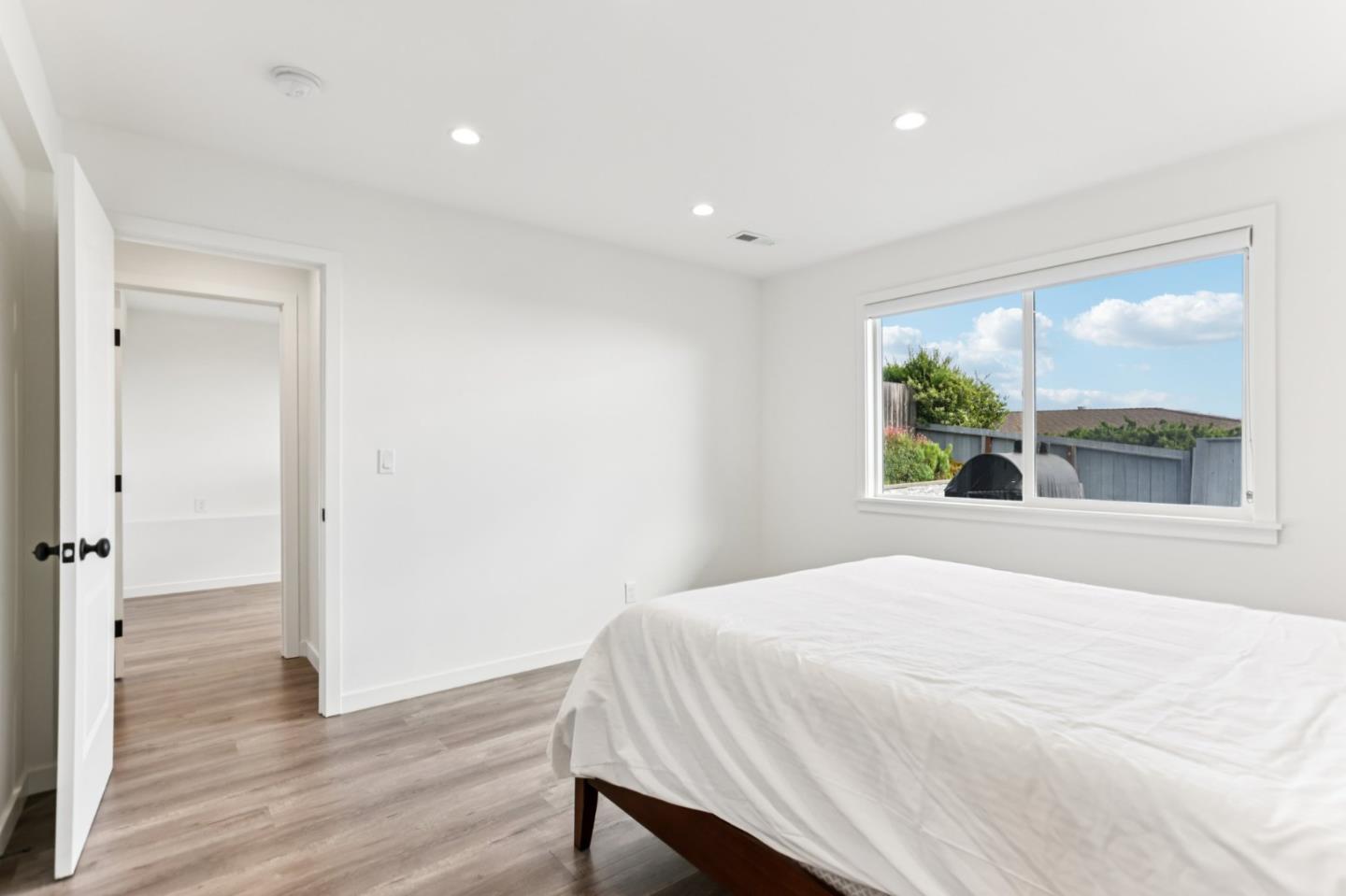 Detail Gallery Image 33 of 69 For 99 Parnell Ave, Daly City,  CA 94015 - 5 Beds | 3 Baths