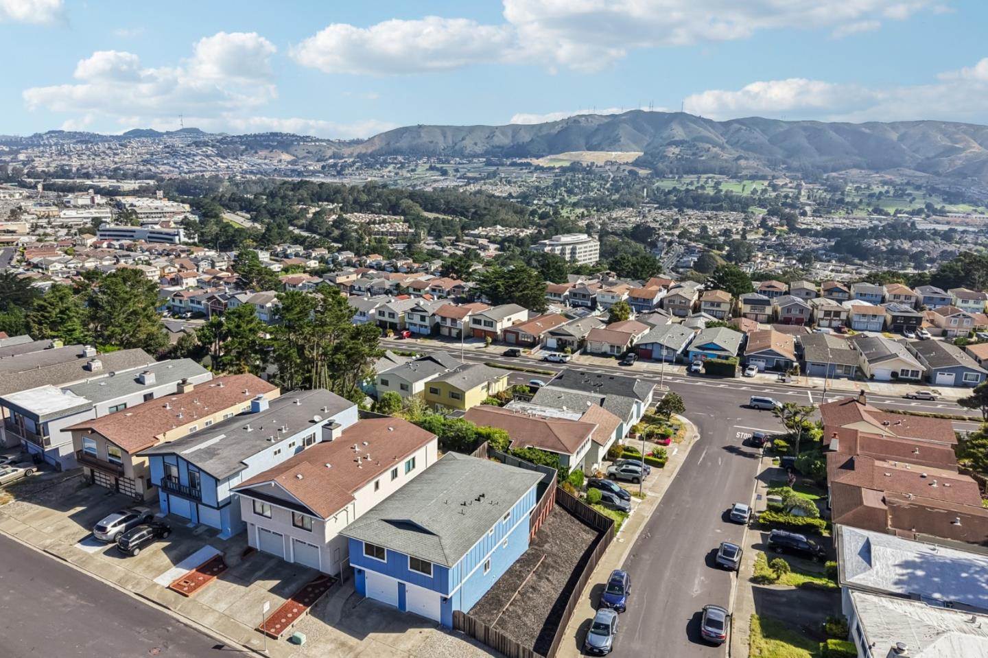 Detail Gallery Image 55 of 69 For 99 Parnell Ave, Daly City,  CA 94015 - 5 Beds | 3 Baths