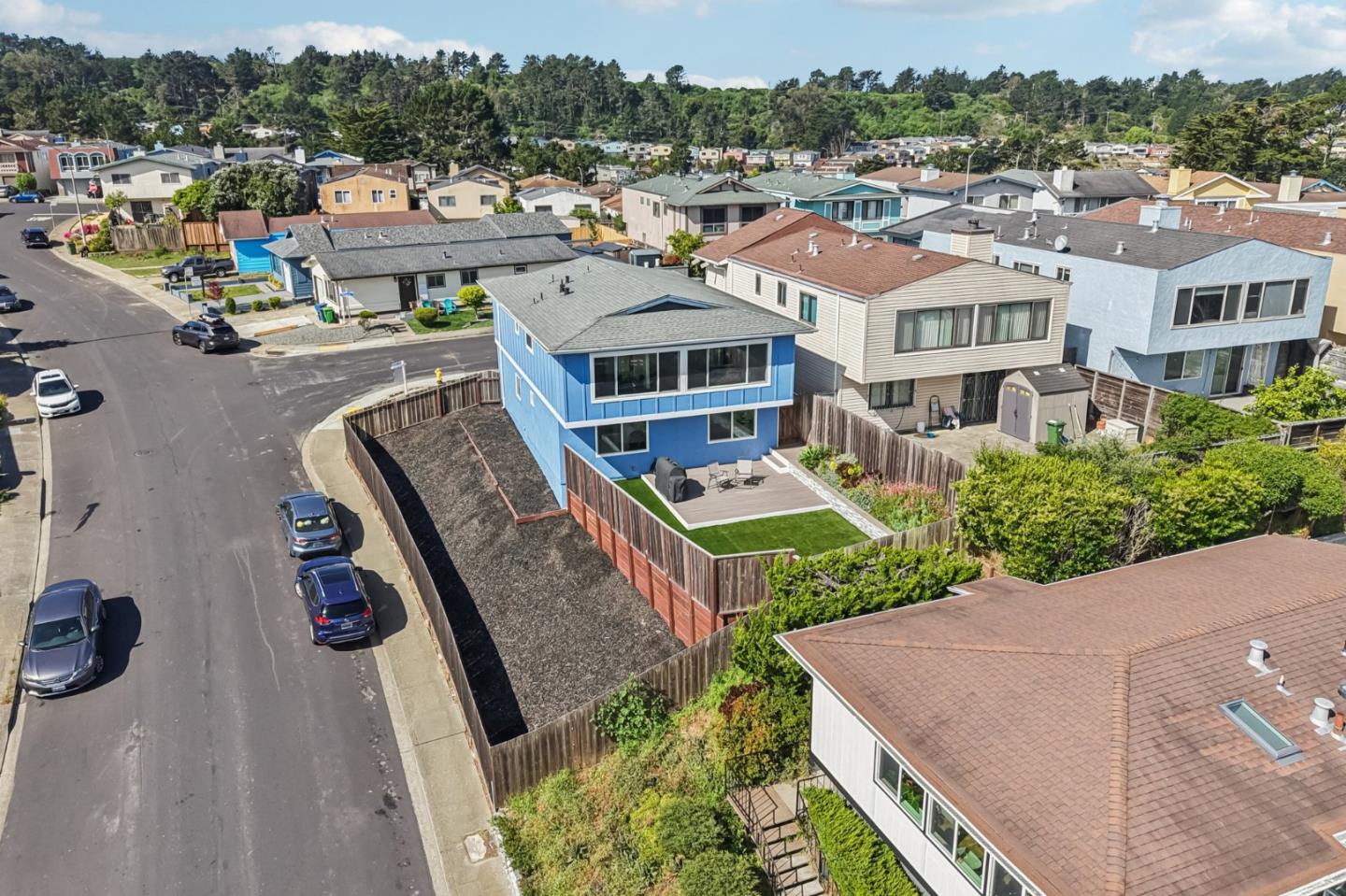 Detail Gallery Image 62 of 69 For 99 Parnell Ave, Daly City,  CA 94015 - 5 Beds | 3 Baths