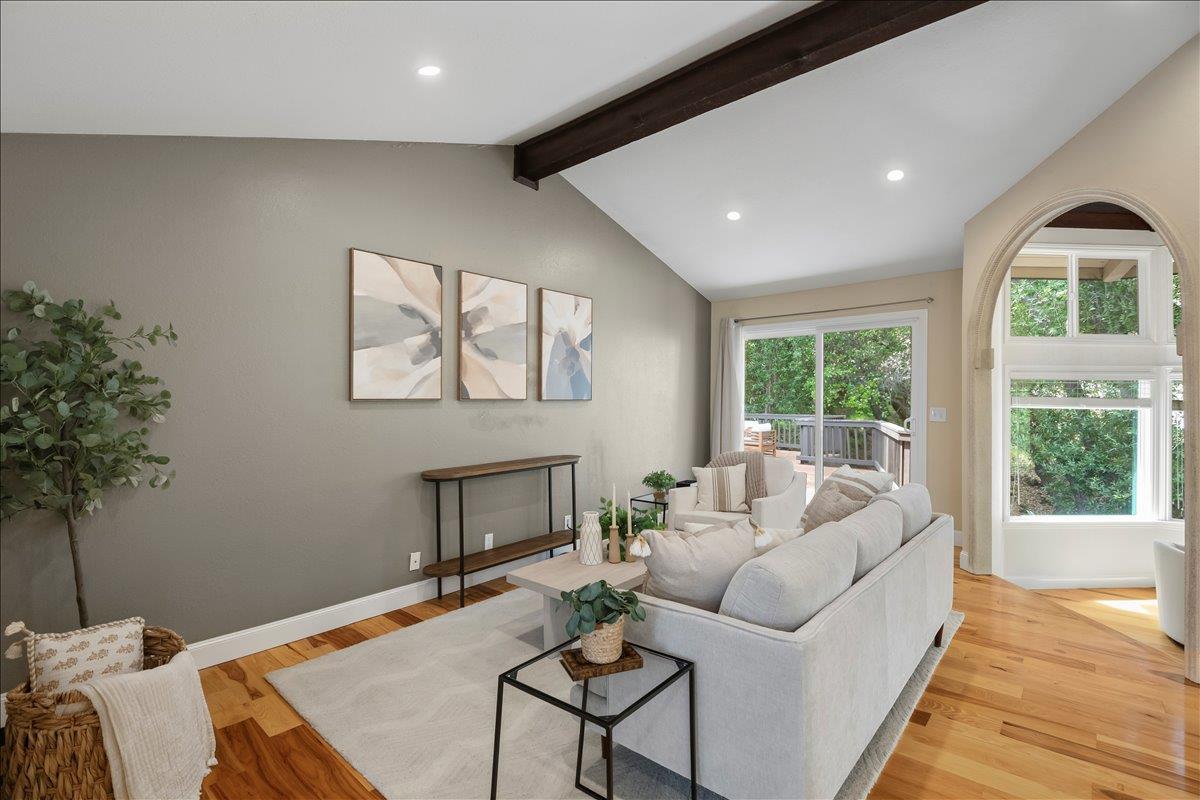 Detail Gallery Image 17 of 55 For 17555 Manzanita Dr, Morgan Hill,  CA 95037 - 5 Beds | 3/1 Baths