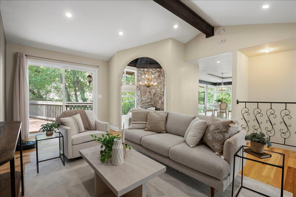 Detail Gallery Image 18 of 55 For 17555 Manzanita Dr, Morgan Hill,  CA 95037 - 5 Beds | 3/1 Baths