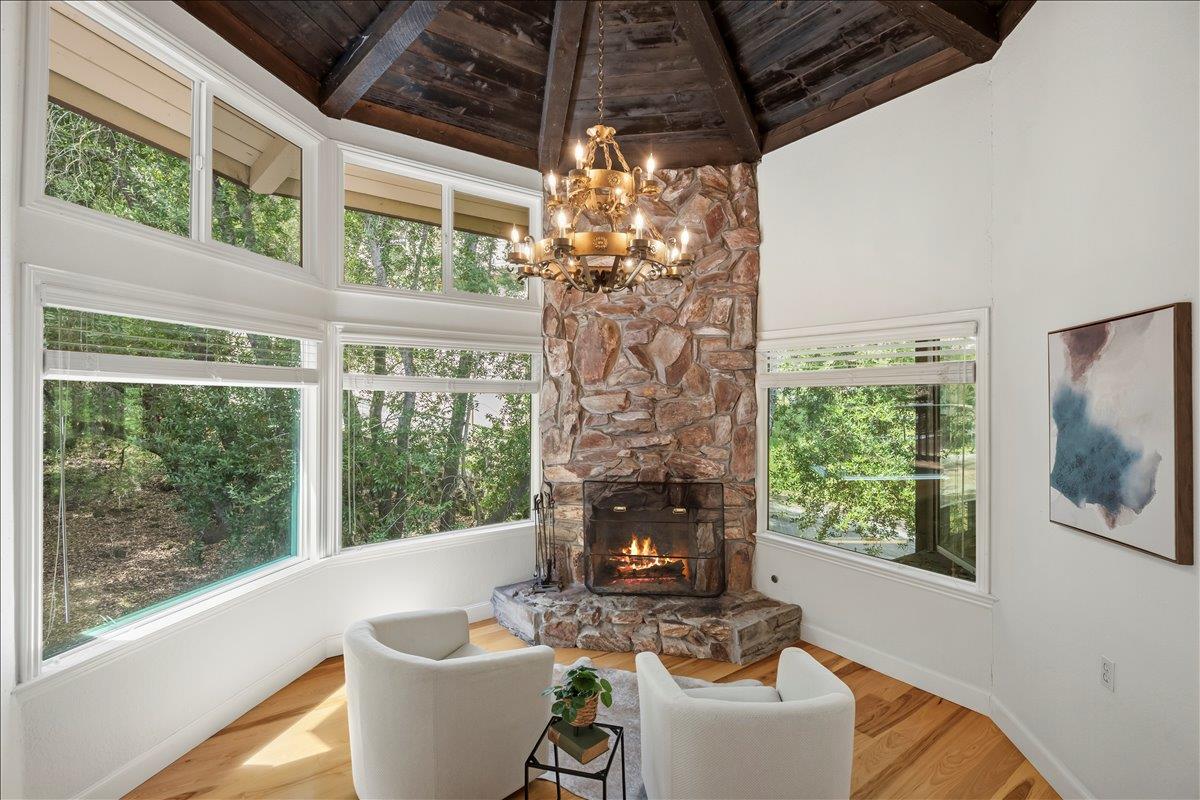 Detail Gallery Image 19 of 55 For 17555 Manzanita Dr, Morgan Hill,  CA 95037 - 5 Beds | 3/1 Baths