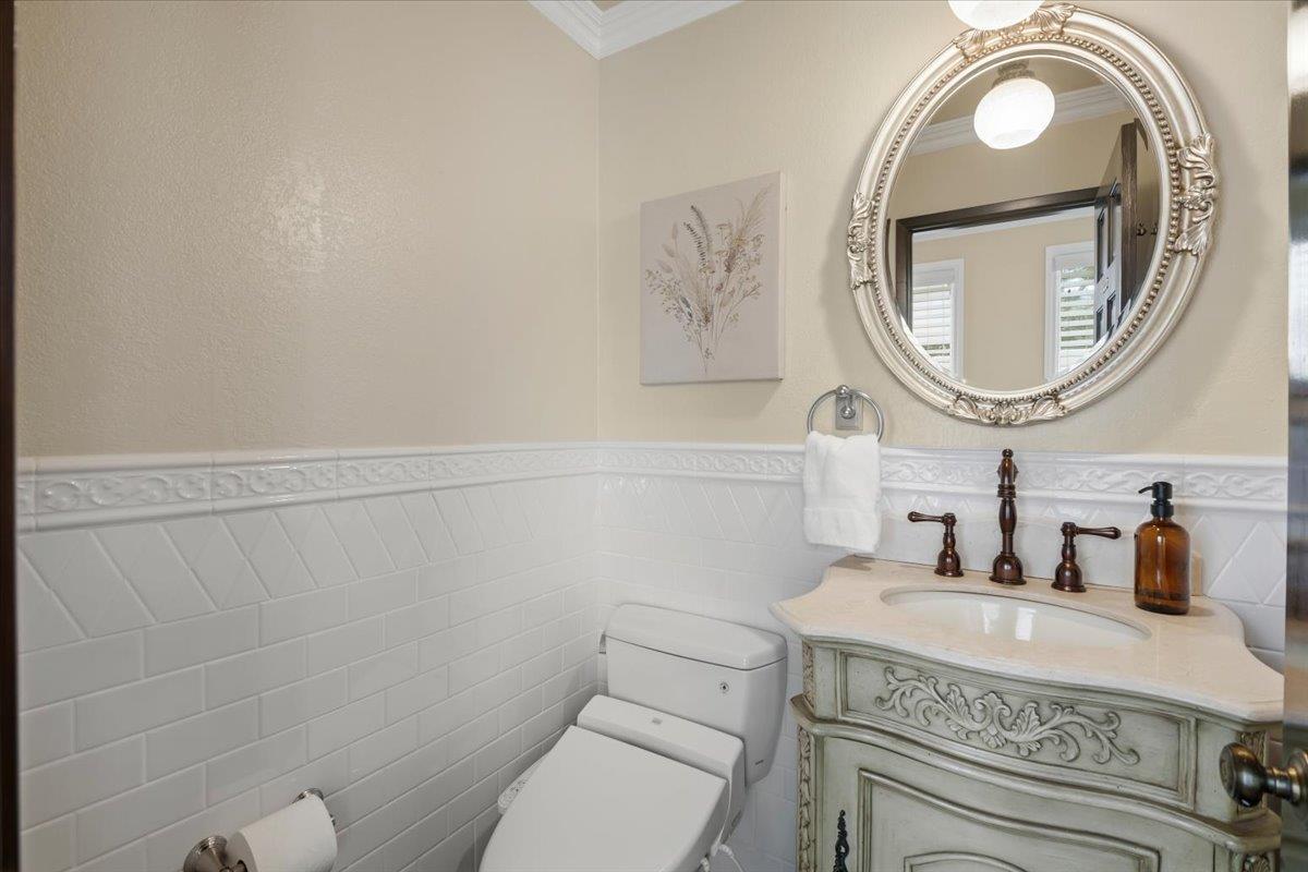 Detail Gallery Image 21 of 55 For 17555 Manzanita Dr, Morgan Hill,  CA 95037 - 5 Beds | 3/1 Baths