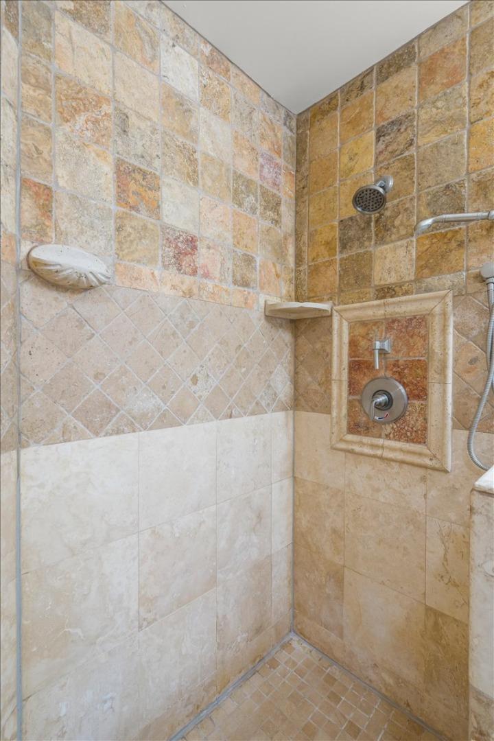 Detail Gallery Image 42 of 55 For 17555 Manzanita Dr, Morgan Hill,  CA 95037 - 5 Beds | 3/1 Baths