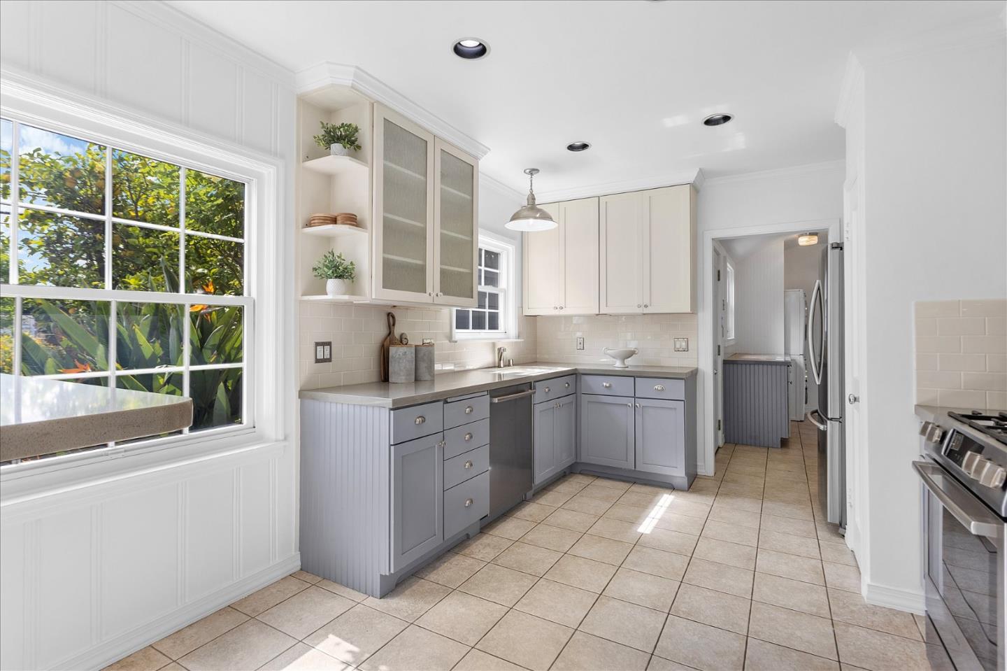 Detail Gallery Image 14 of 63 For 201 Chesterton Pl, San Mateo,  CA 94401 - 3 Beds | 1/1 Baths