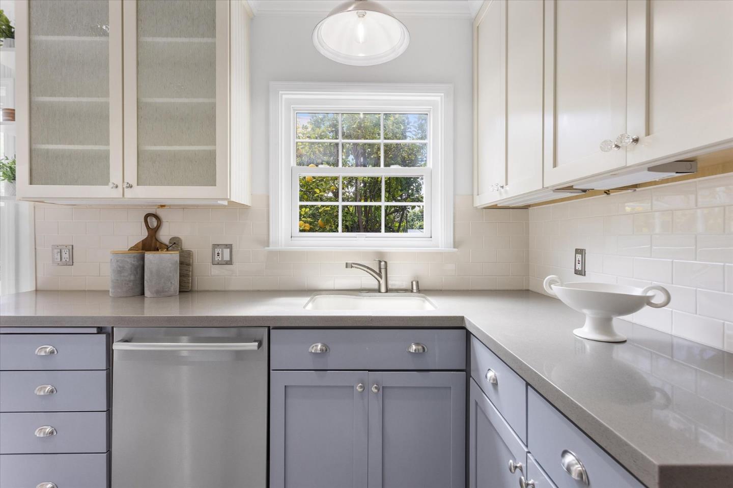 Detail Gallery Image 18 of 63 For 201 Chesterton Pl, San Mateo,  CA 94401 - 3 Beds | 1/1 Baths