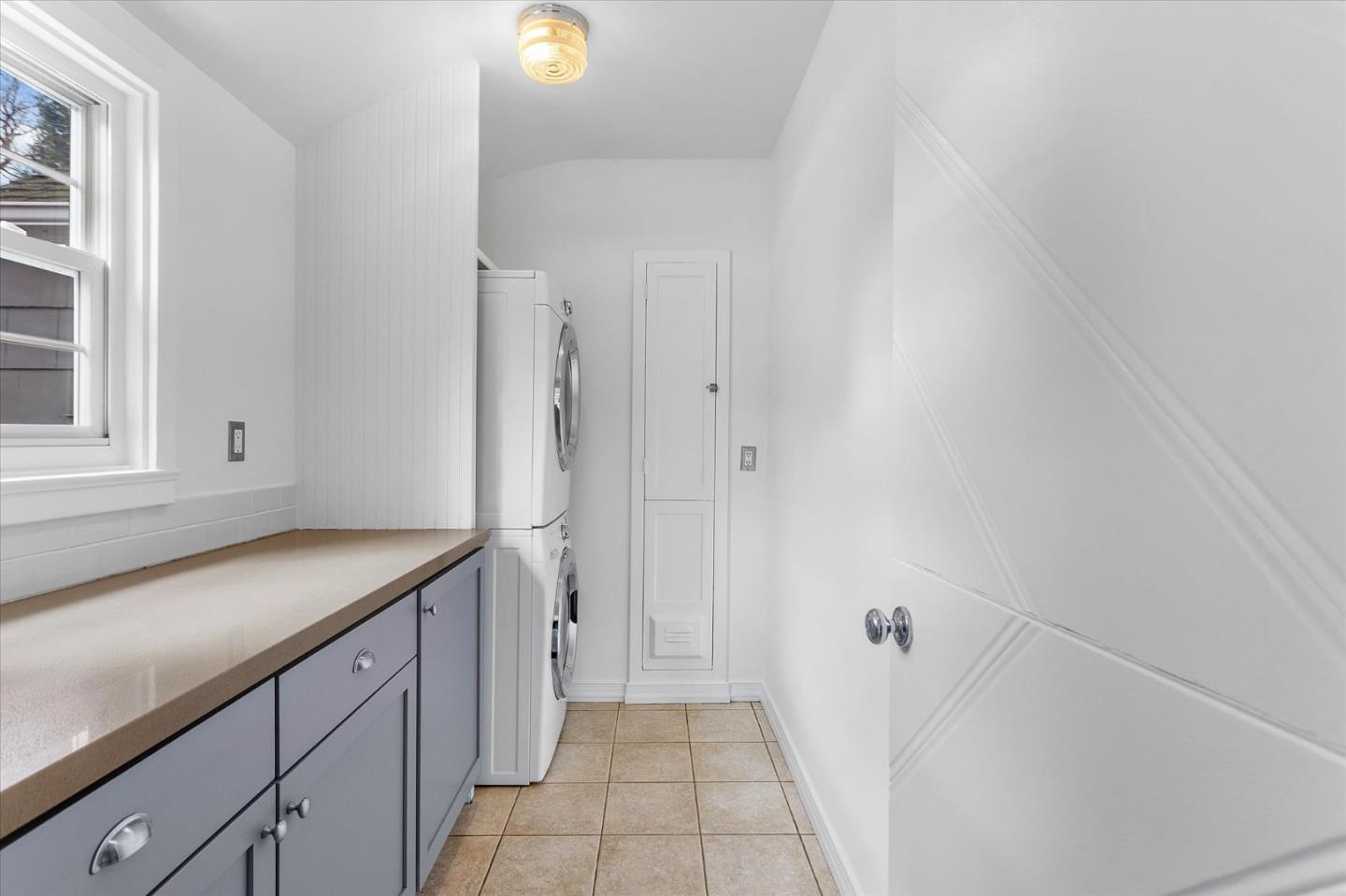 Detail Gallery Image 21 of 63 For 201 Chesterton Pl, San Mateo,  CA 94401 - 3 Beds | 1/1 Baths
