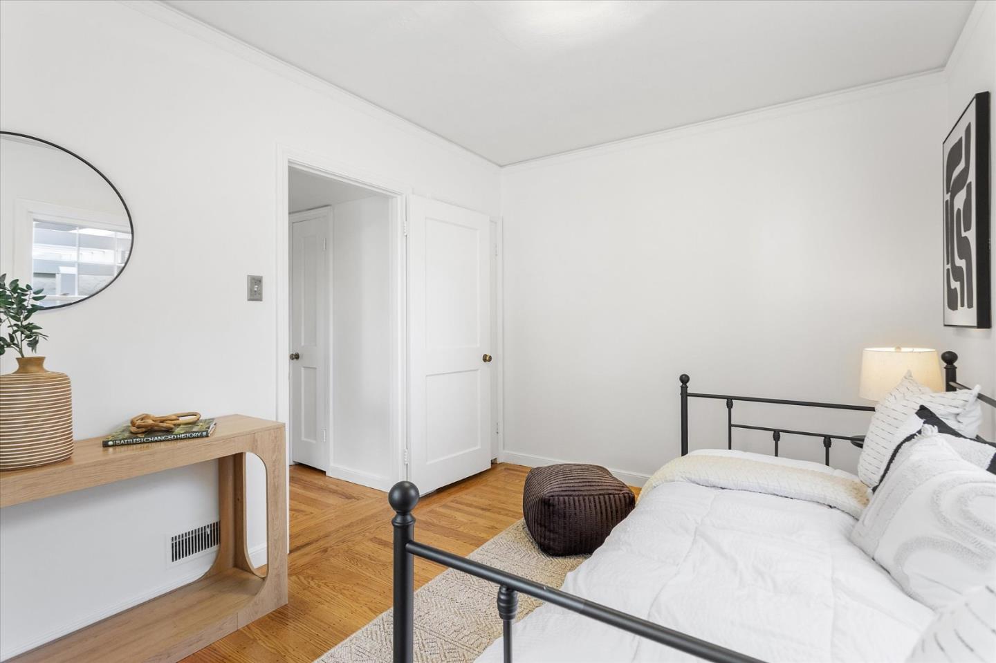 Detail Gallery Image 24 of 63 For 201 Chesterton Pl, San Mateo,  CA 94401 - 3 Beds | 1/1 Baths