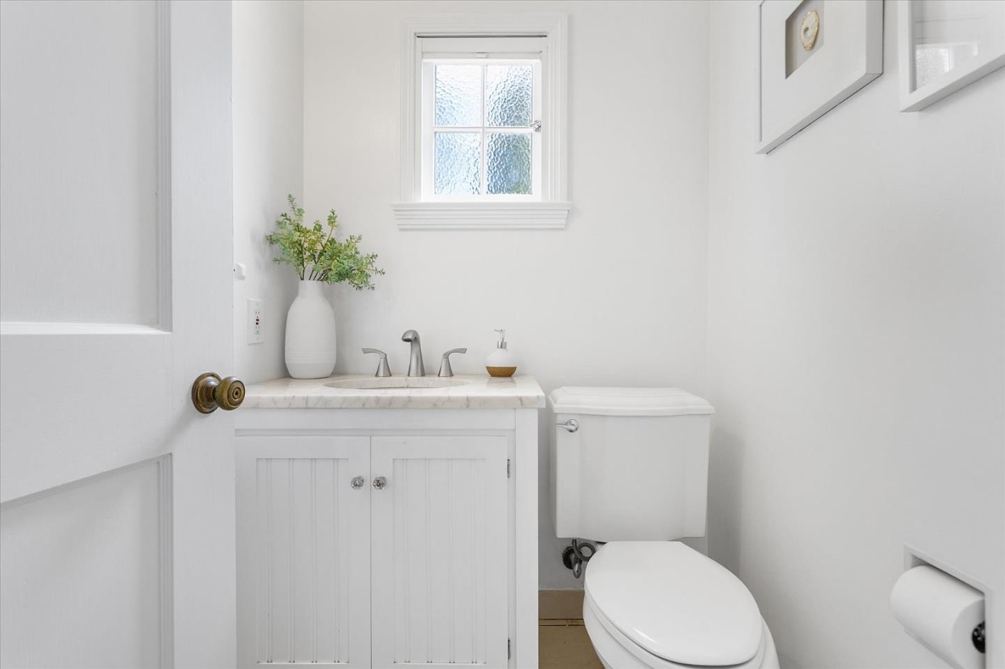 Detail Gallery Image 25 of 63 For 201 Chesterton Pl, San Mateo,  CA 94401 - 3 Beds | 1/1 Baths