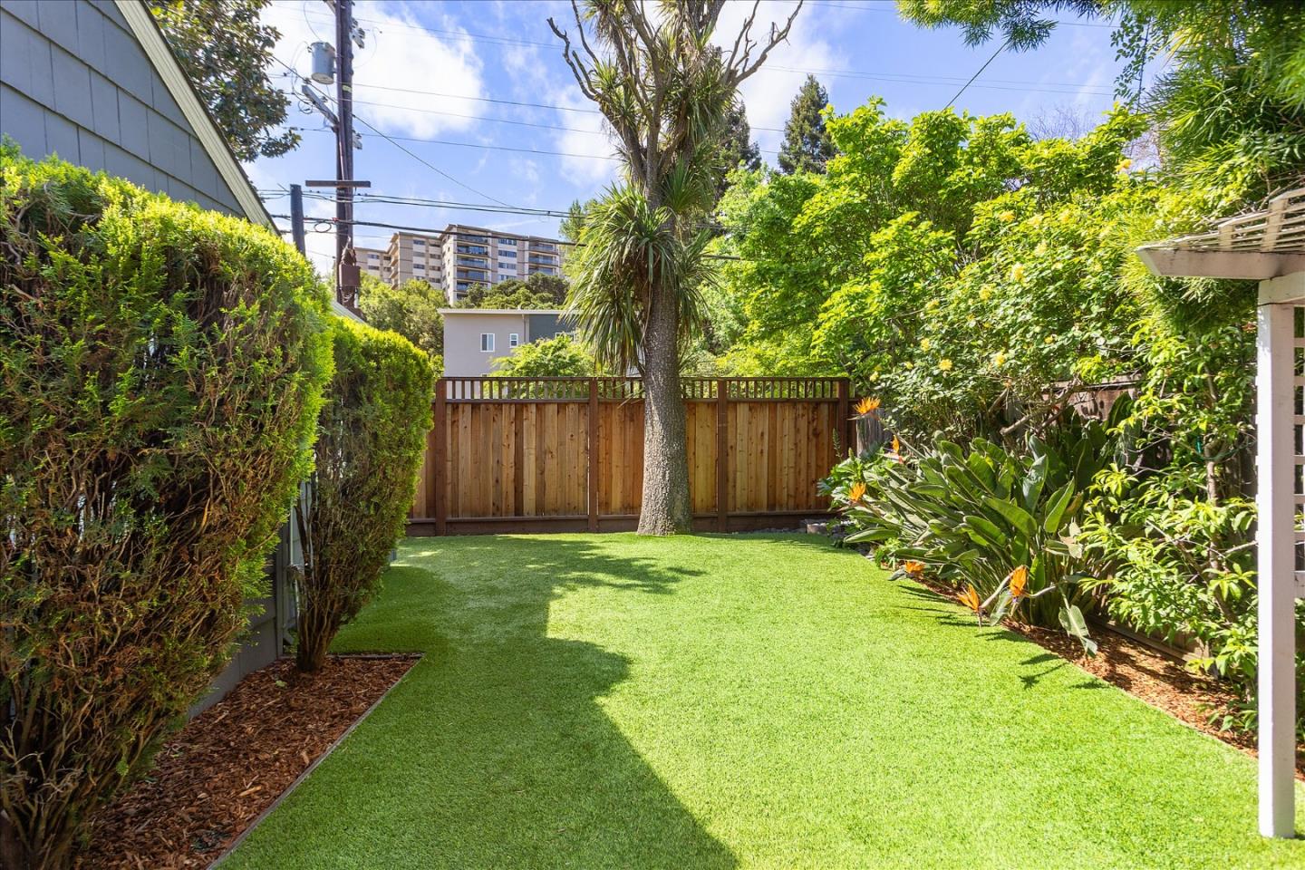 Detail Gallery Image 48 of 63 For 201 Chesterton Pl, San Mateo,  CA 94401 - 3 Beds | 1/1 Baths