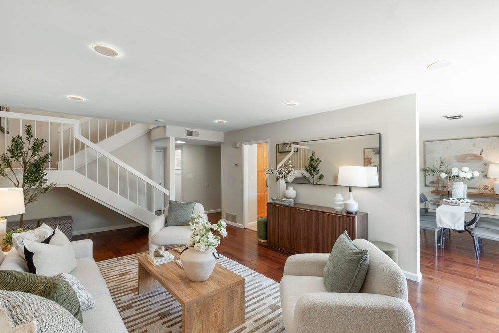 Detail Gallery Image 6 of 50 For 653 Celestial Ln, Foster City,  CA 94404 - 4 Beds | 2/1 Baths