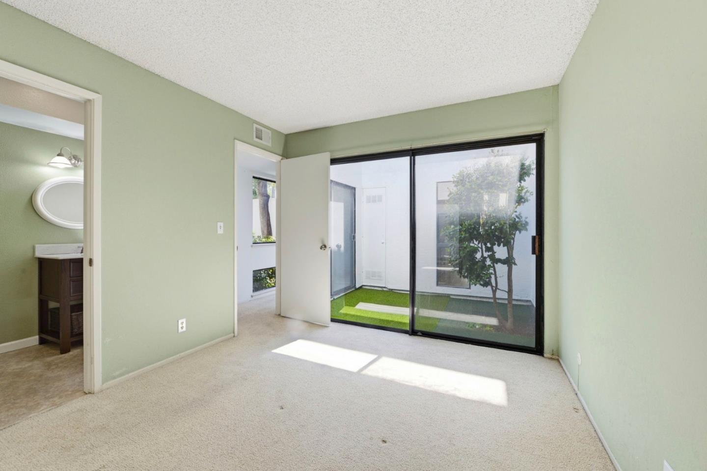 Detail Gallery Image 14 of 28 For 2001 Alameda De Las Pulgas #172,  San Mateo,  CA 94403 - 3 Beds | 2 Baths