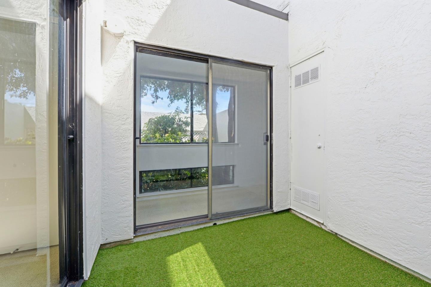 Detail Gallery Image 16 of 28 For 2001 Alameda De Las Pulgas #172,  San Mateo,  CA 94403 - 3 Beds | 2 Baths