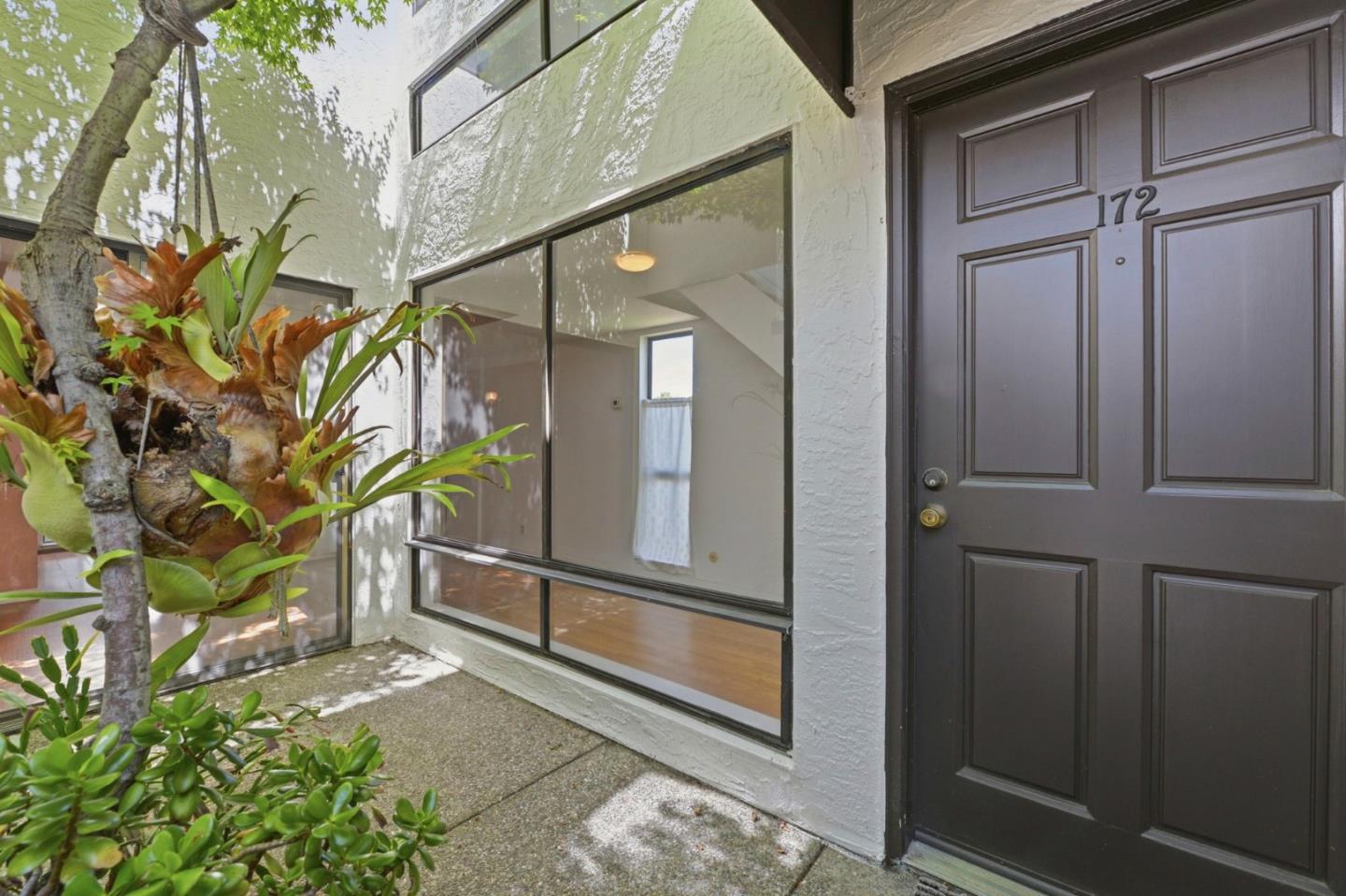 Detail Gallery Image 4 of 28 For 2001 Alameda De Las Pulgas #172,  San Mateo,  CA 94403 - 3 Beds | 2 Baths