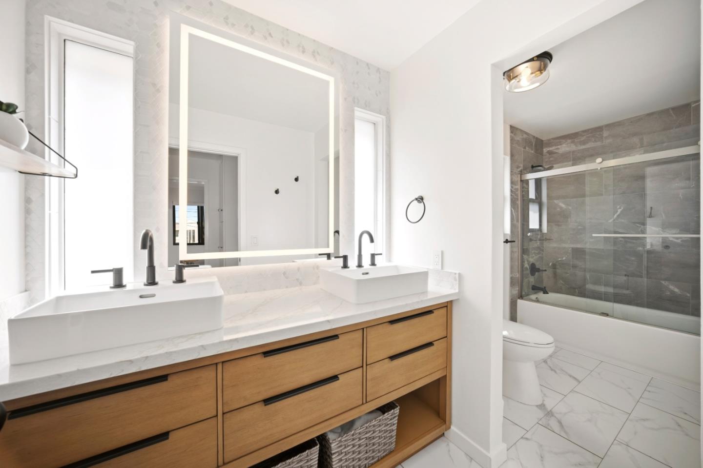 Detail Gallery Image 28 of 35 For 25 Coral St, Pacific Grove,  CA 93950 - 3 Beds | 2 Baths