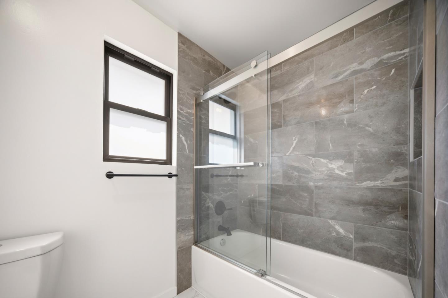 Detail Gallery Image 29 of 35 For 25 Coral St, Pacific Grove,  CA 93950 - 3 Beds | 2 Baths