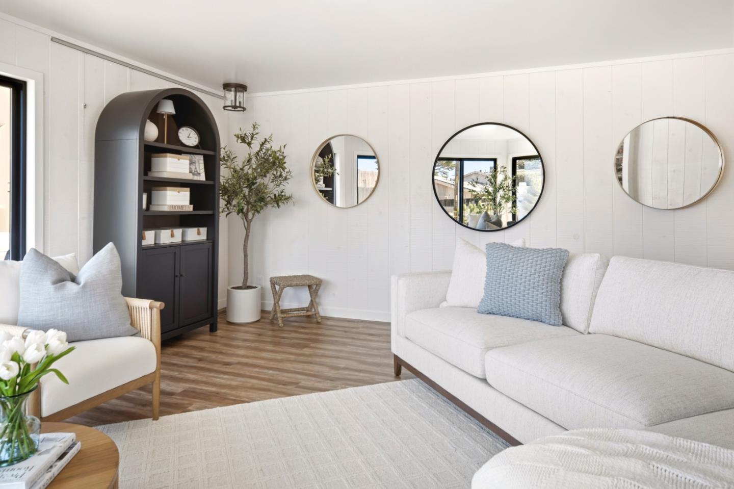 Detail Gallery Image 3 of 35 For 25 Coral St, Pacific Grove,  CA 93950 - 3 Beds | 2 Baths