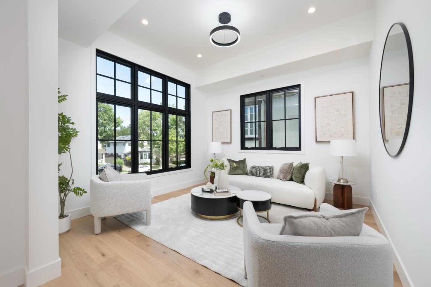 Detail Gallery Image 5 of 40 For 2615 Hillside Dr, Burlingame,  CA 94010 - 5 Beds | 5/1 Baths