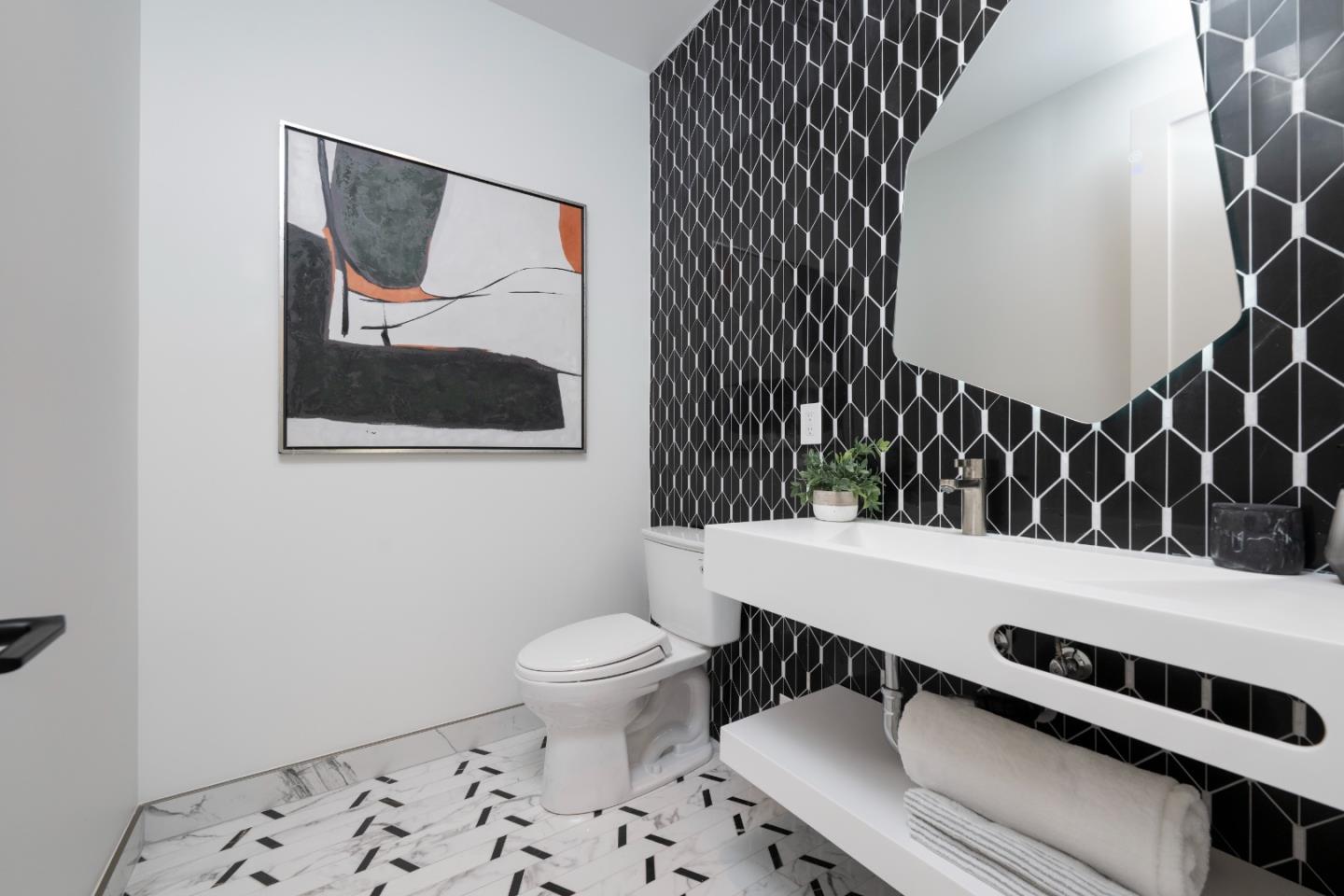 Detail Gallery Image 7 of 40 For 2615 Hillside Dr, Burlingame,  CA 94010 - 5 Beds | 5/1 Baths